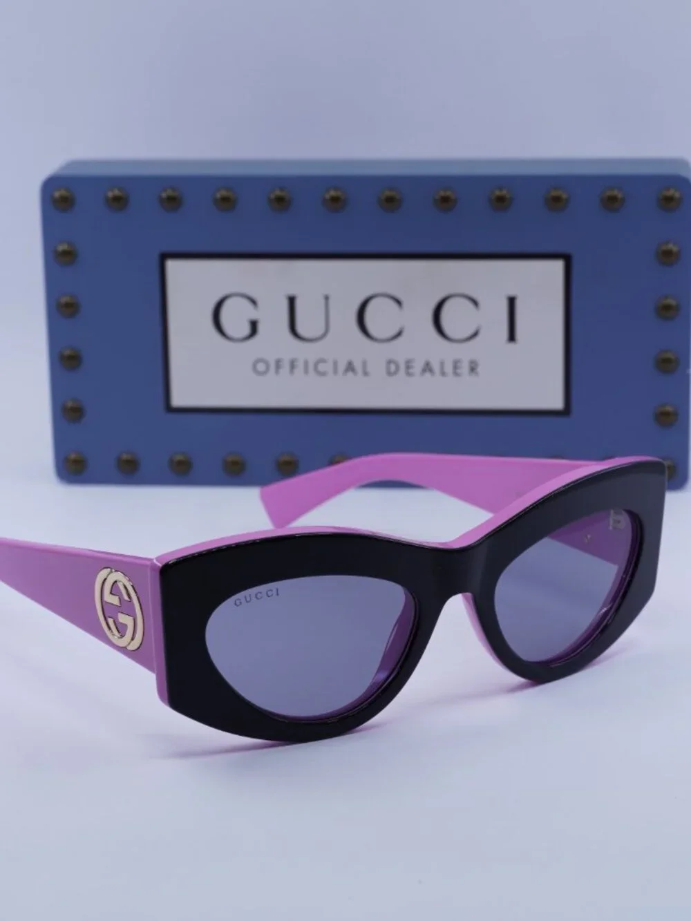 Gucci GG1843S 005 Cat Eye Sunglasses - Black/Fuchsia / Grey